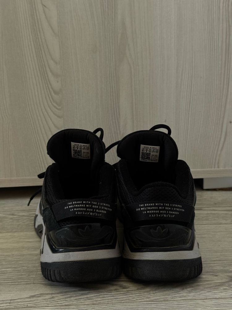 Кросівки Adidas