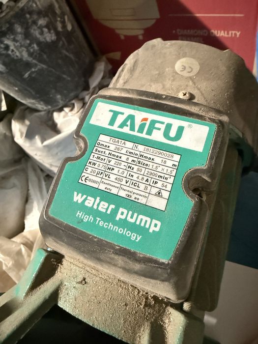 Центробежный поверхностный насос Taifu TGA1A, 0.75 кВт