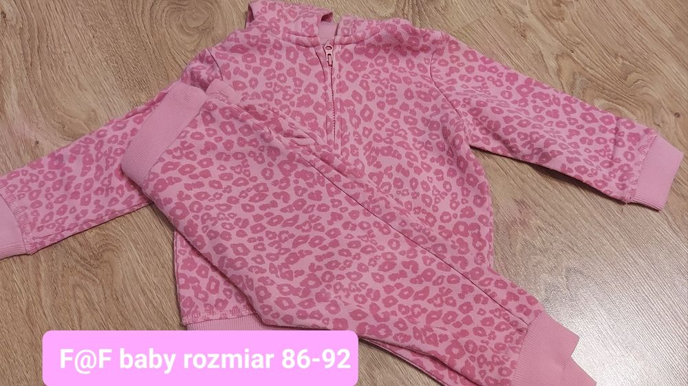 Komplet dresowy 86 - 92