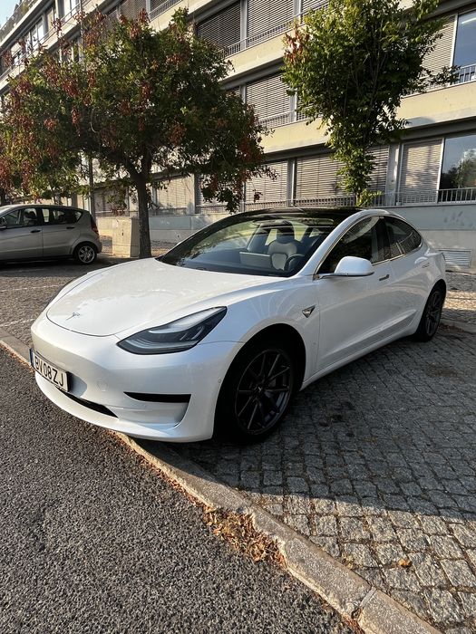 Tesla Model 3 standard range Plus