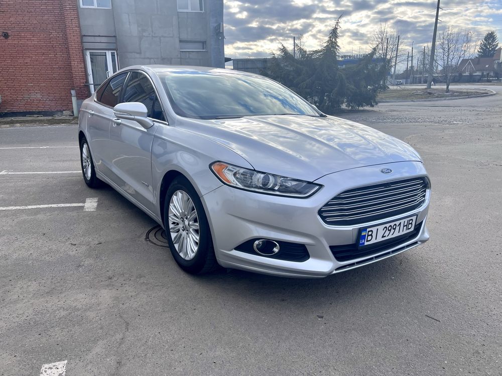 Продам Ford Fusion plug-in hybrid (Подзаряжаемый гибрид)