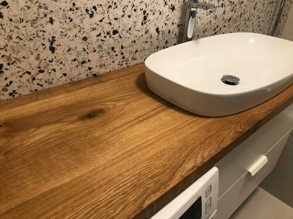 Столешница из дерева для ванны