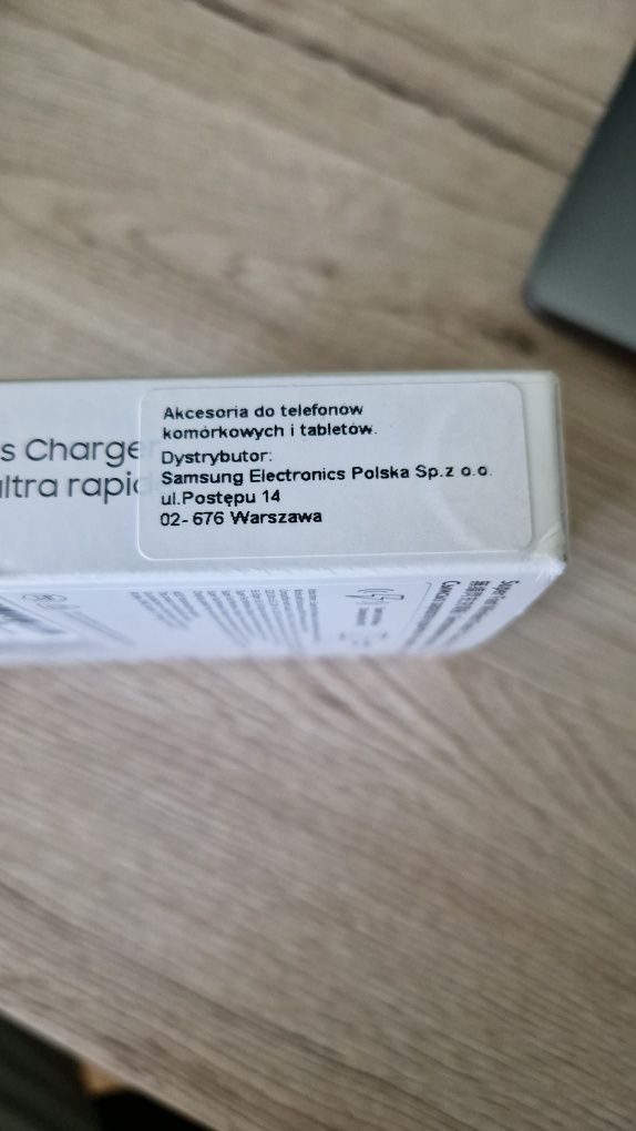 Ładowarka indukcyjna Samsung Wireless Charger Pad EP-P2400BWEGEU 15W