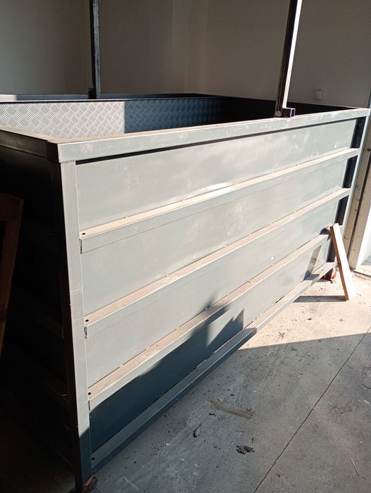 Kontener pojemnik stalowy 4,5 m3