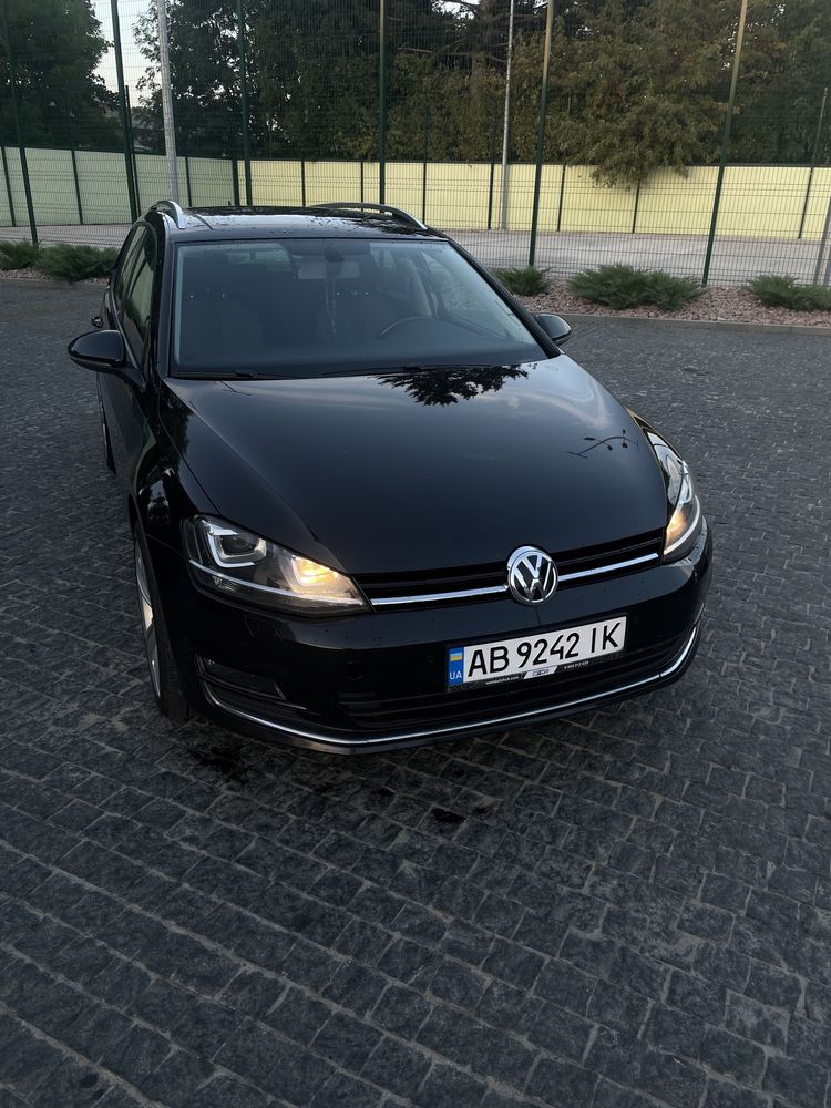 Продам Volkswagen Golf 7