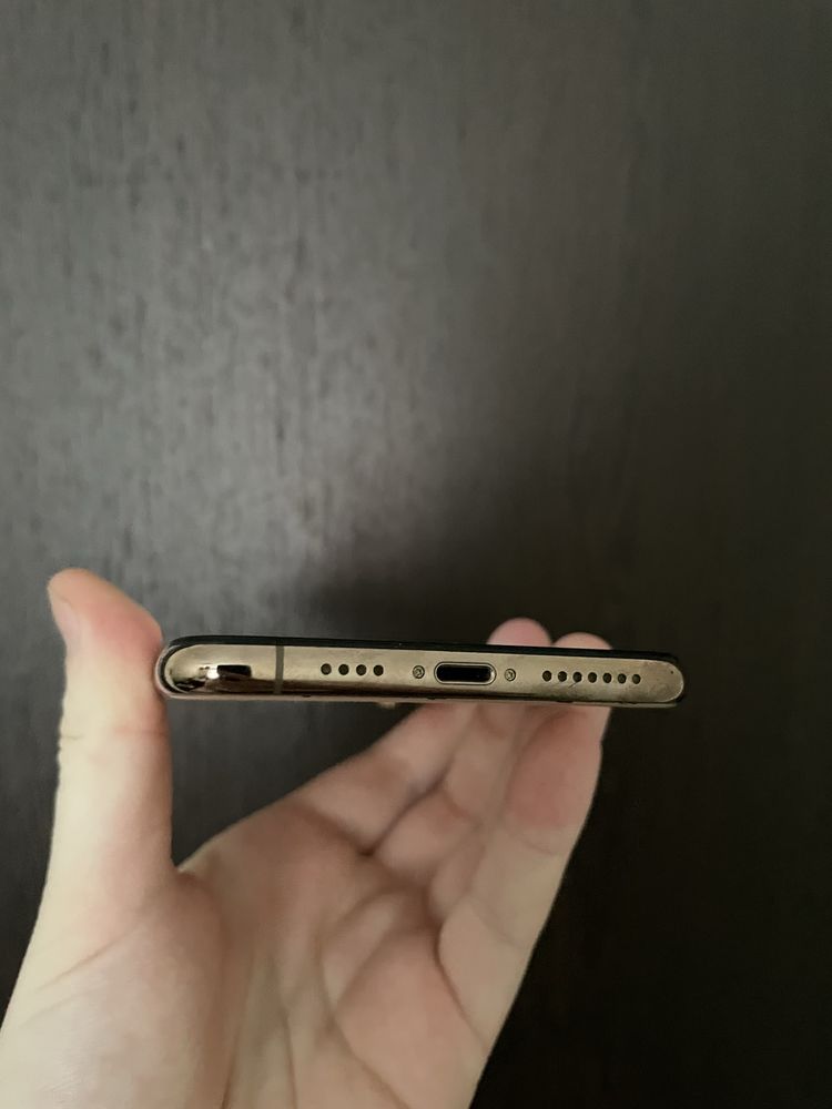 Продам iphone xs max 256 gb (айфон хс макс 256 гигабайта)