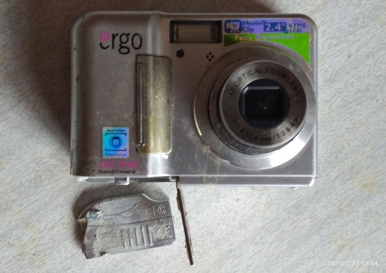 Фотоаппарат цифровой Ergo и минифотоаппарат бывший в употреблении