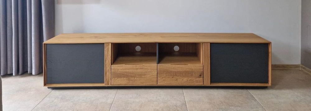 Szafka RTV firmy Klose