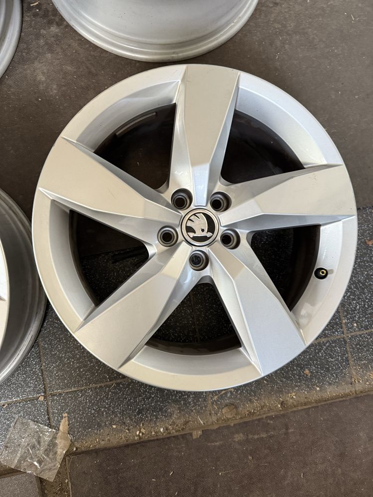 Felgi aluminiowe VE OE Eat 39 6,5jx17” 5x100 T-Cross Arona Kamiq
