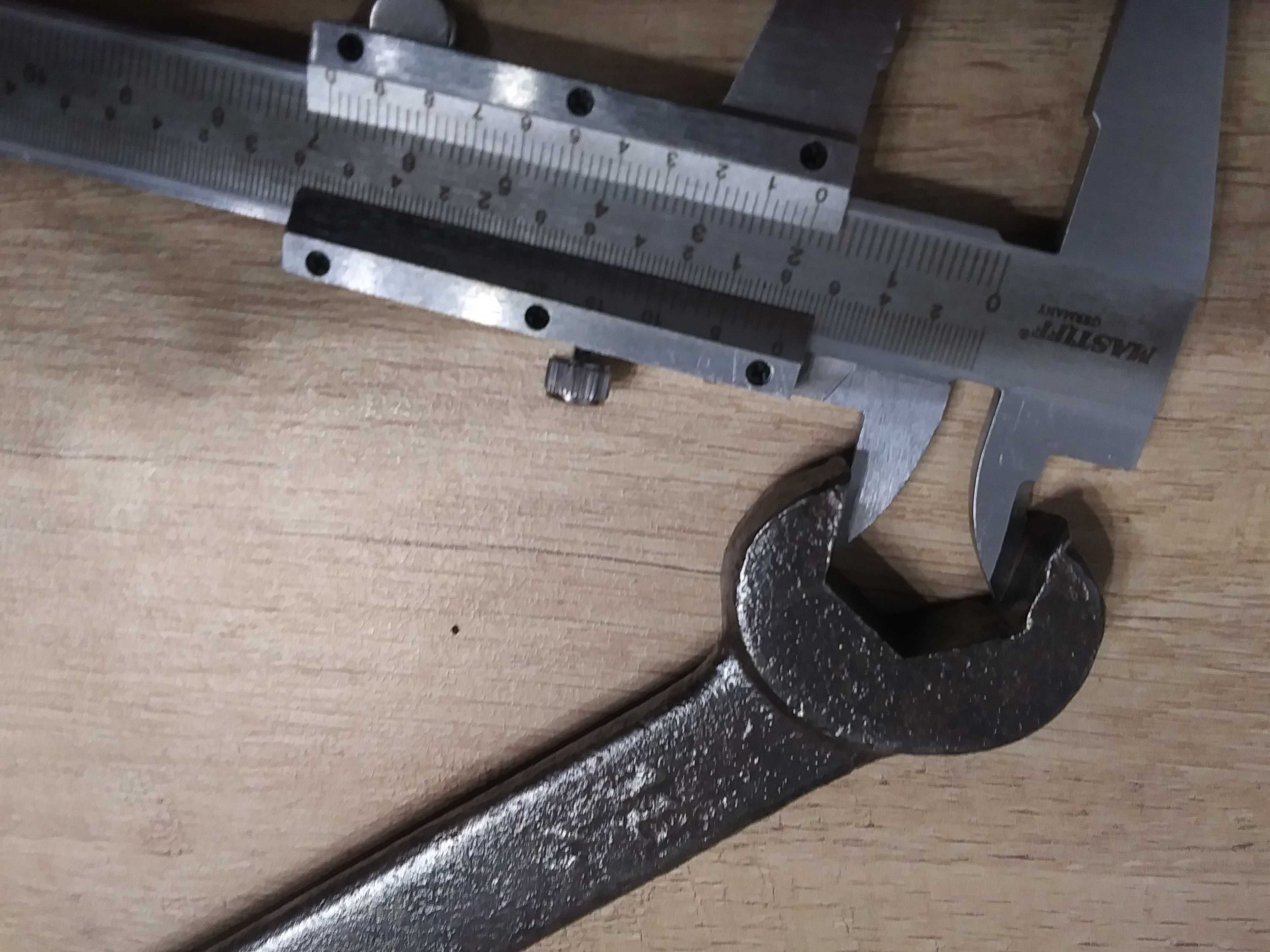 Zabytkowy stary płaski klucz 18 22 mm stare przedwojenne narzędzia 19