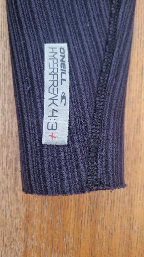 O'Neill wetsuit Hyperfreak 4/3mm para 14year