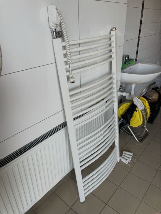 Радіатор-сушка для рушників комбінована, електричний + водяний