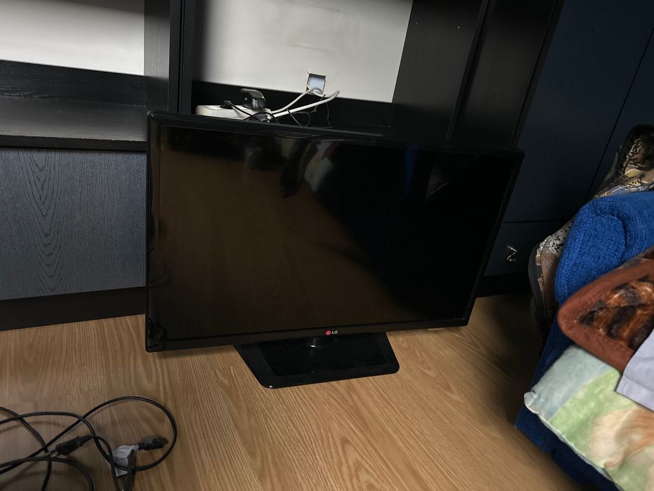 Telewizor LG i dekoder do telewizji n