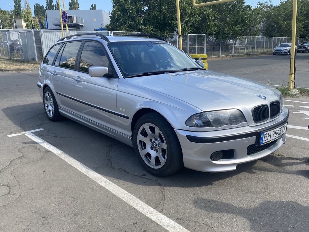 Продам BMW 320d