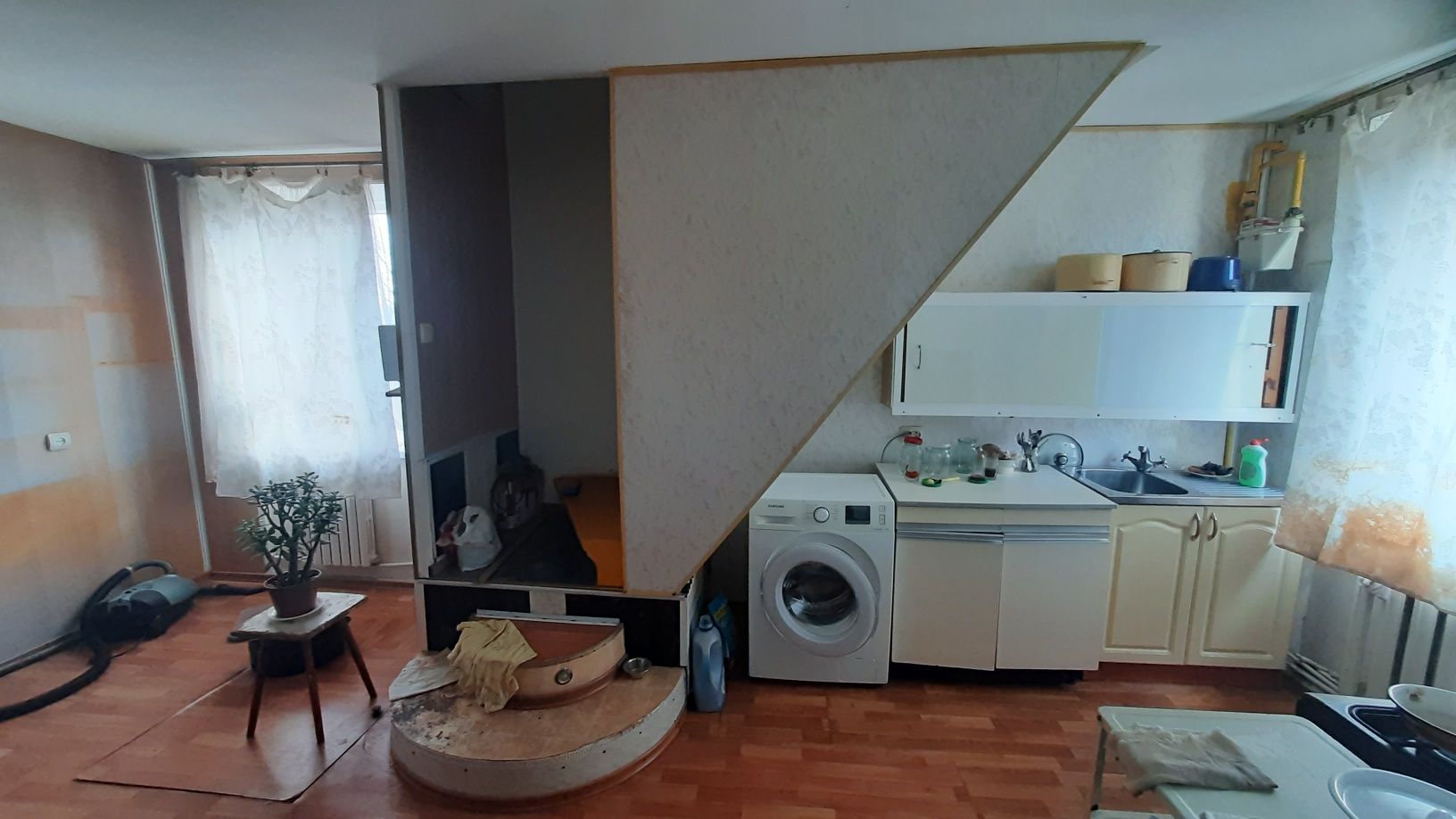 Продам будинок 92м2 на Подолі,вул.Правди