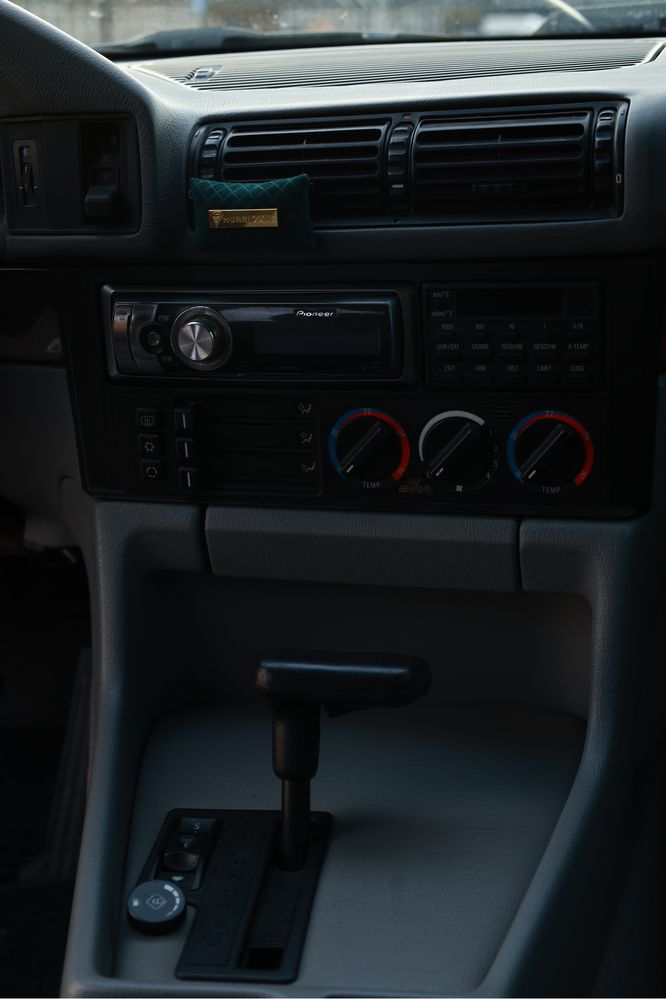 Продам BMW 525i акпп