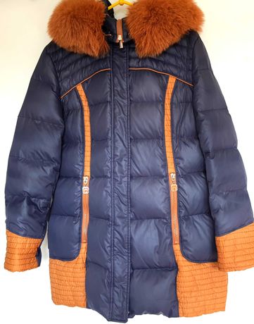 Продам женскую зимнюю куртку с мехом, пуховик, пальто Разм 50, р 3-5