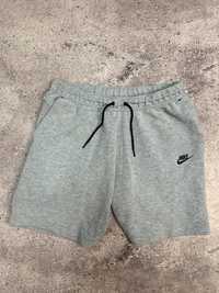 Шорти Nike tech fleece