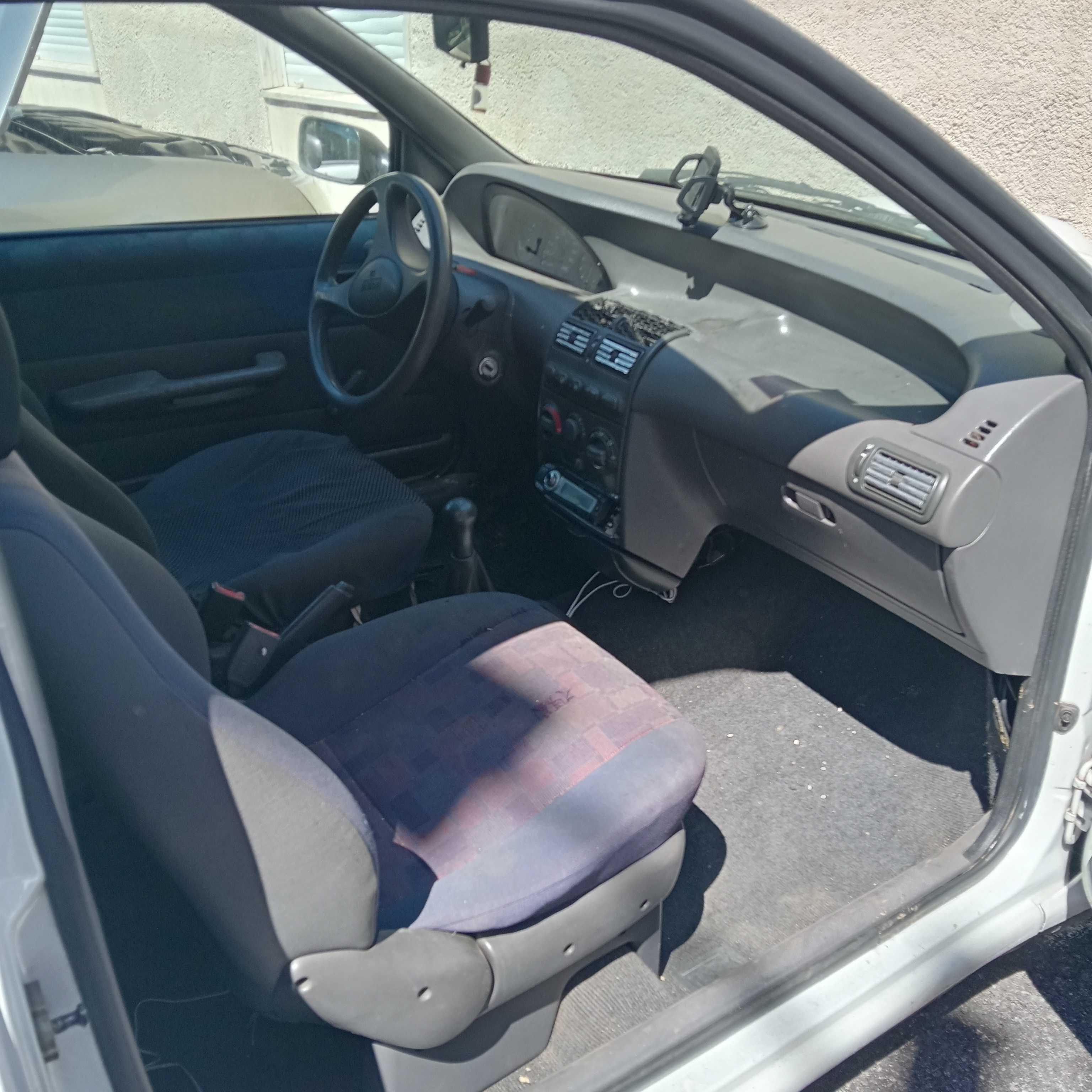 Fiat Punto TD comercial
