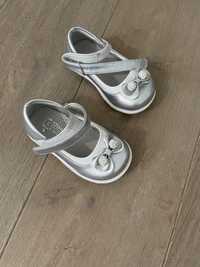 Туфельки дитячі для дівчинки серебристі