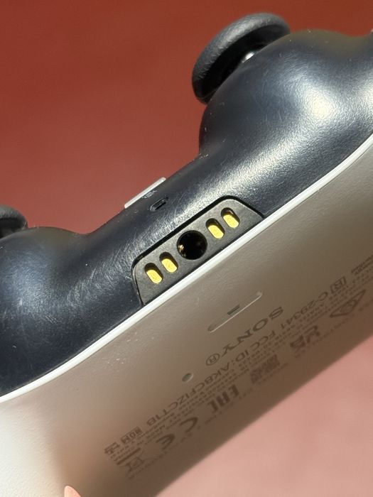 Продаємо PS 5 ідеальний стан