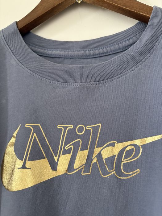 nike tshirt sporty