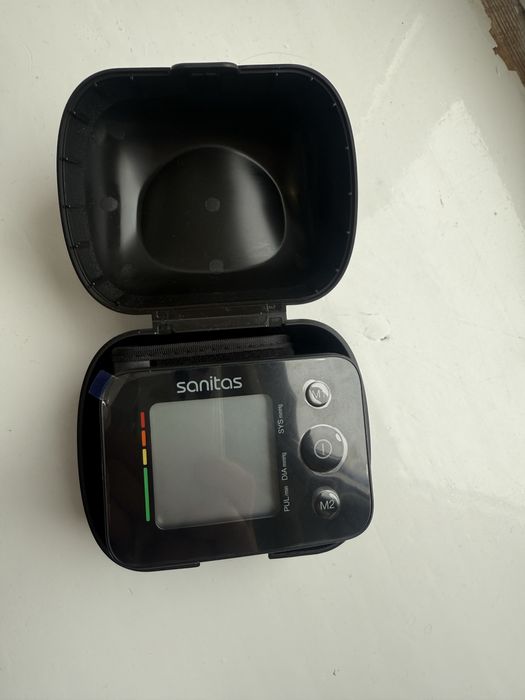 Тонометр на зап'ястя Sanitas SBC 30 (Німеччина). Автомат, новий.