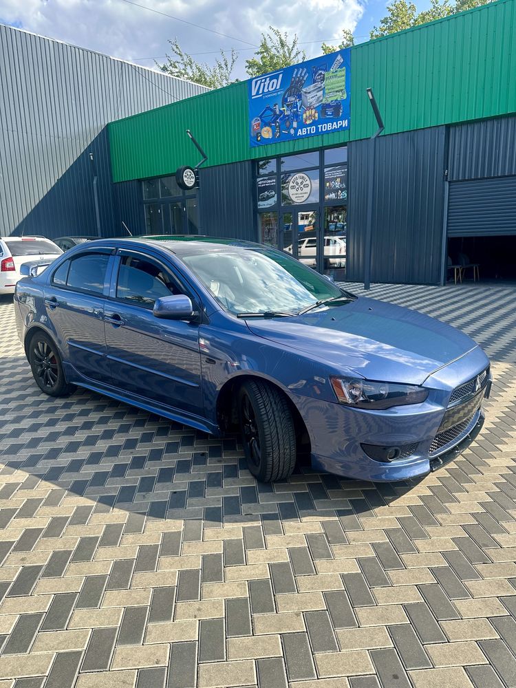 Продам Mitsubishi Lancer X