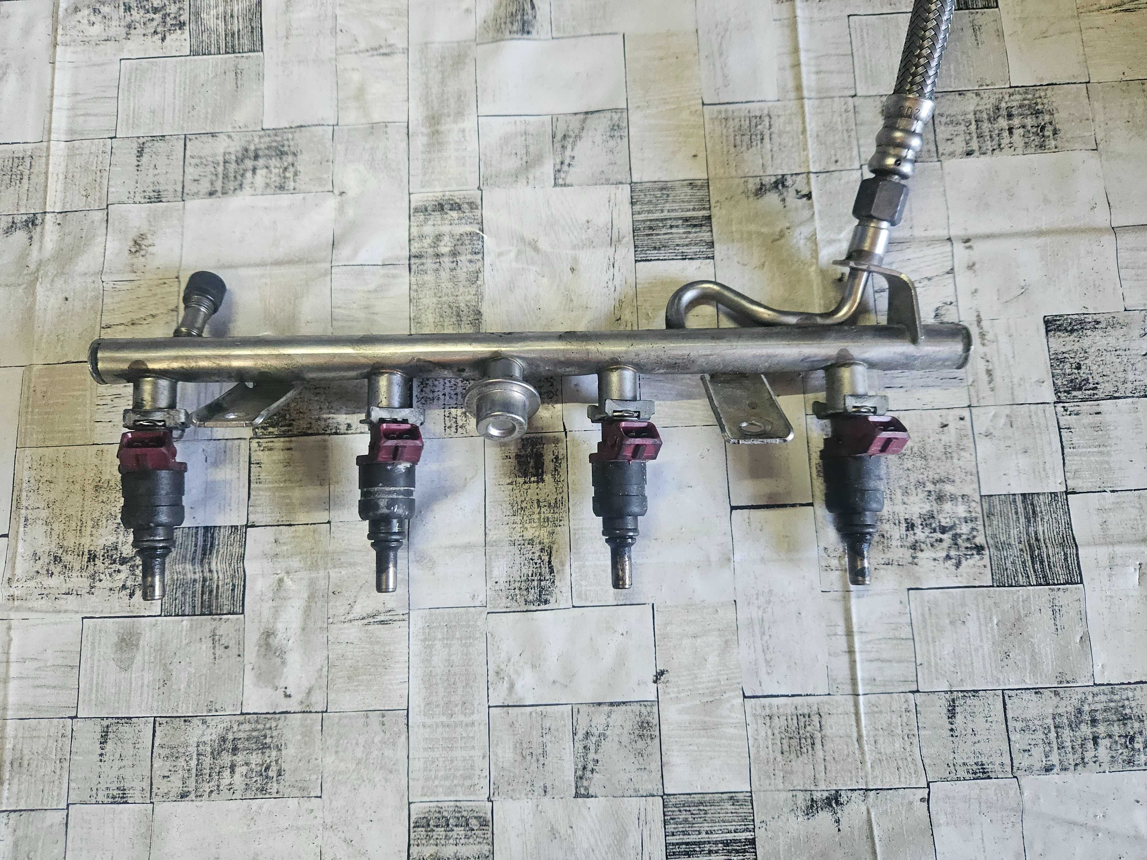 Mercedes w203 w209 w211 w204 sprinter listwa wtryskowa wtryski m271