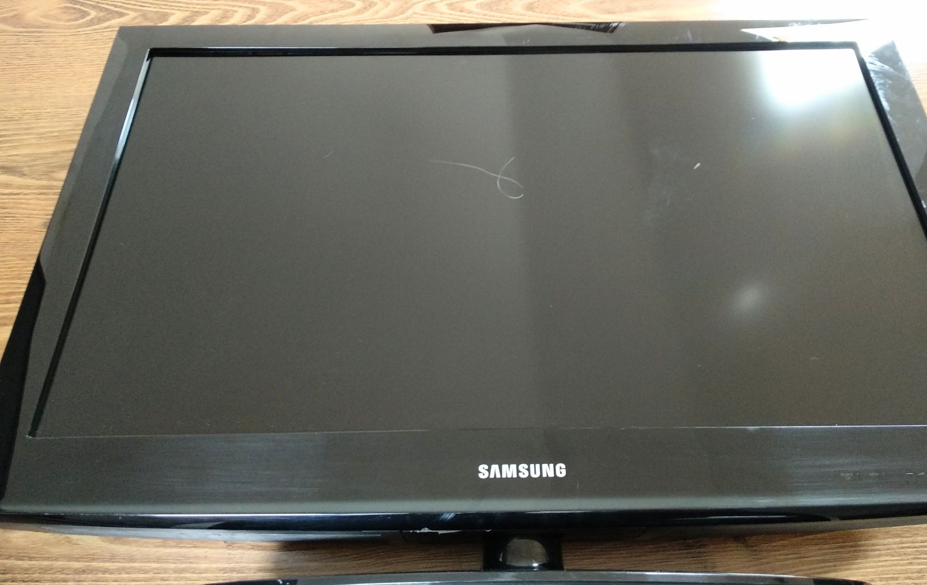 Telewizor LCD Samsung LE32 D 400