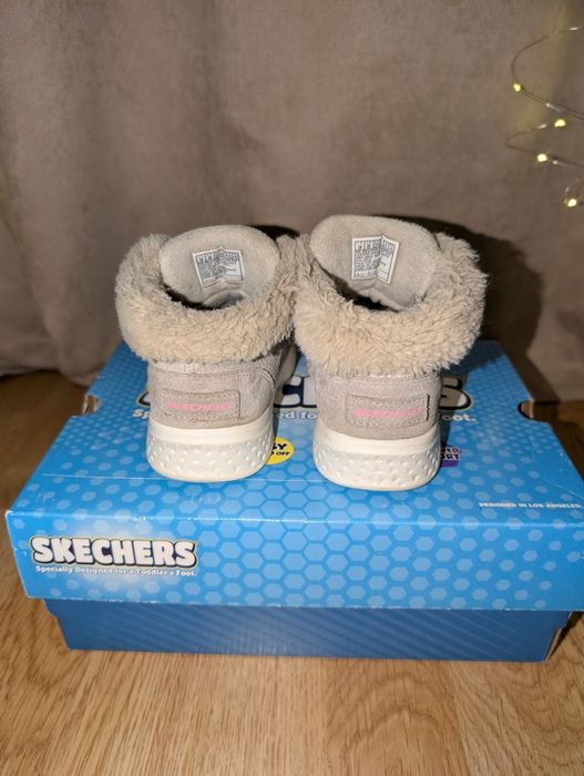 Черевики Skechers холодна осінь- зима