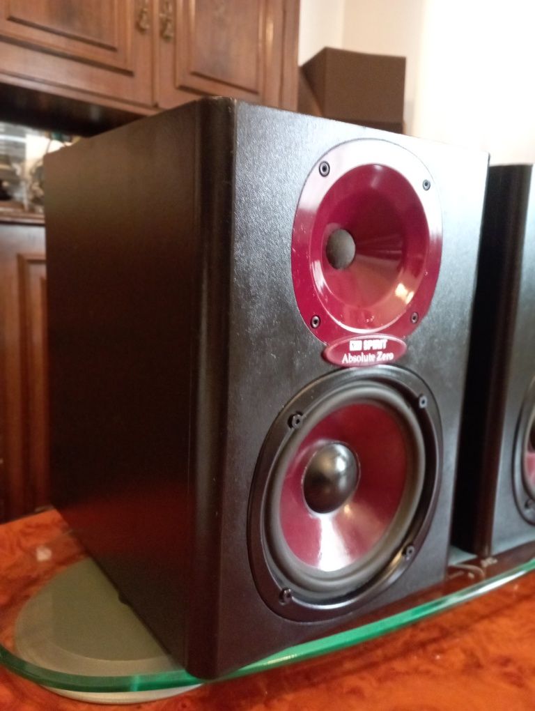 Colunas monitoras Spirit absolut zero