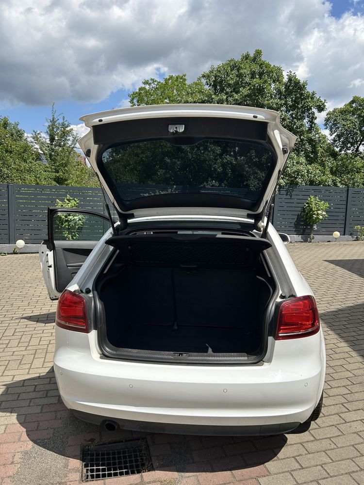 Audi A3 8P 2012r 2.0 diesel hatchback 3 drzwiowy biały manual