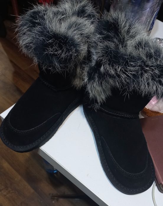 РОЗПРОДАЖ!!!Натуральний замш.Дитячі зимові черевики, чобітки, уггі. На