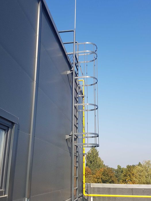 Перила,Поручні,Козирки,Огородження,Сходи басейн,Баки,Пожарна драбина