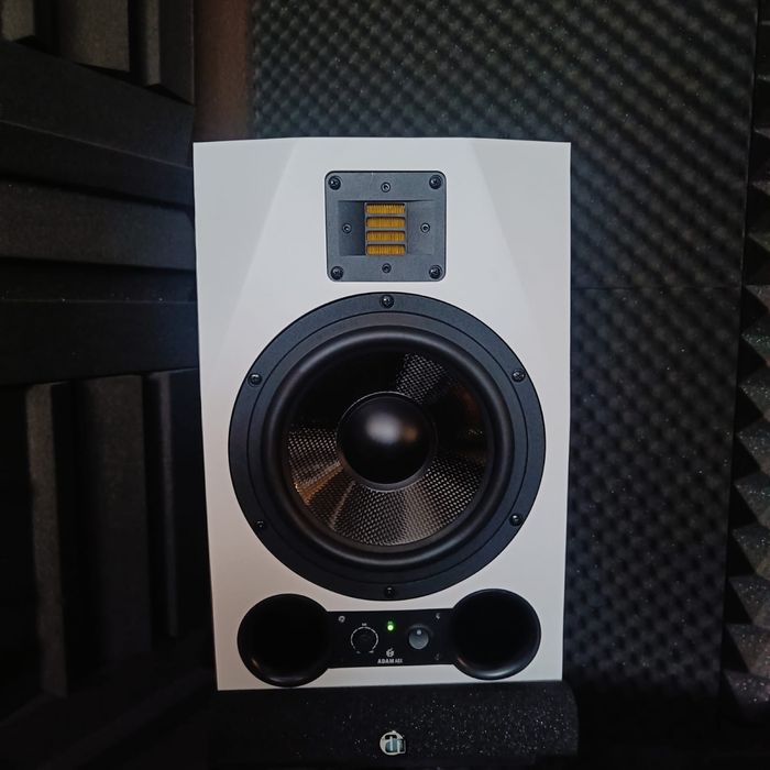 Adam A8X monitores estúdio