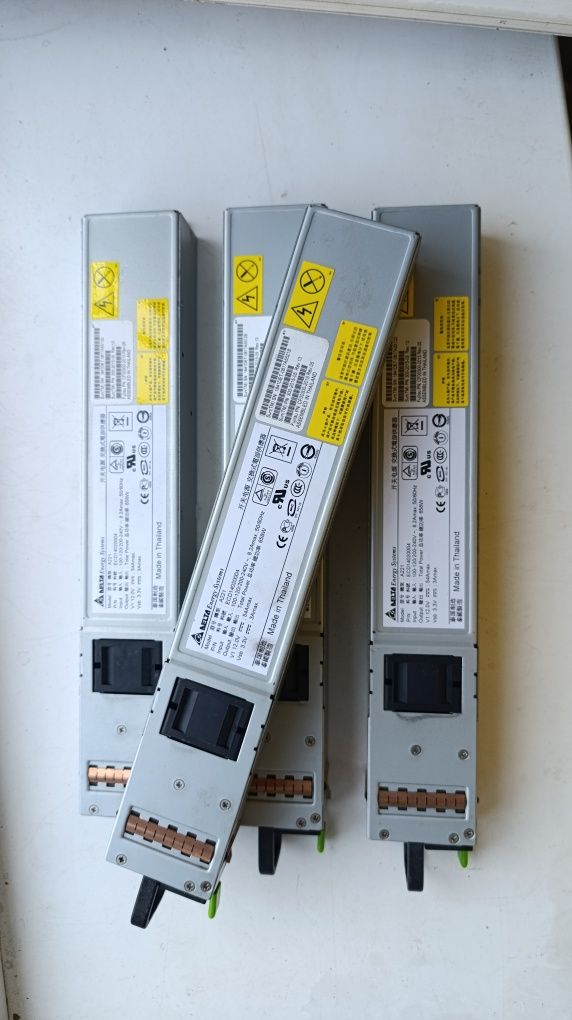 Блоки живлення Delta Energy Systems A221 658вт