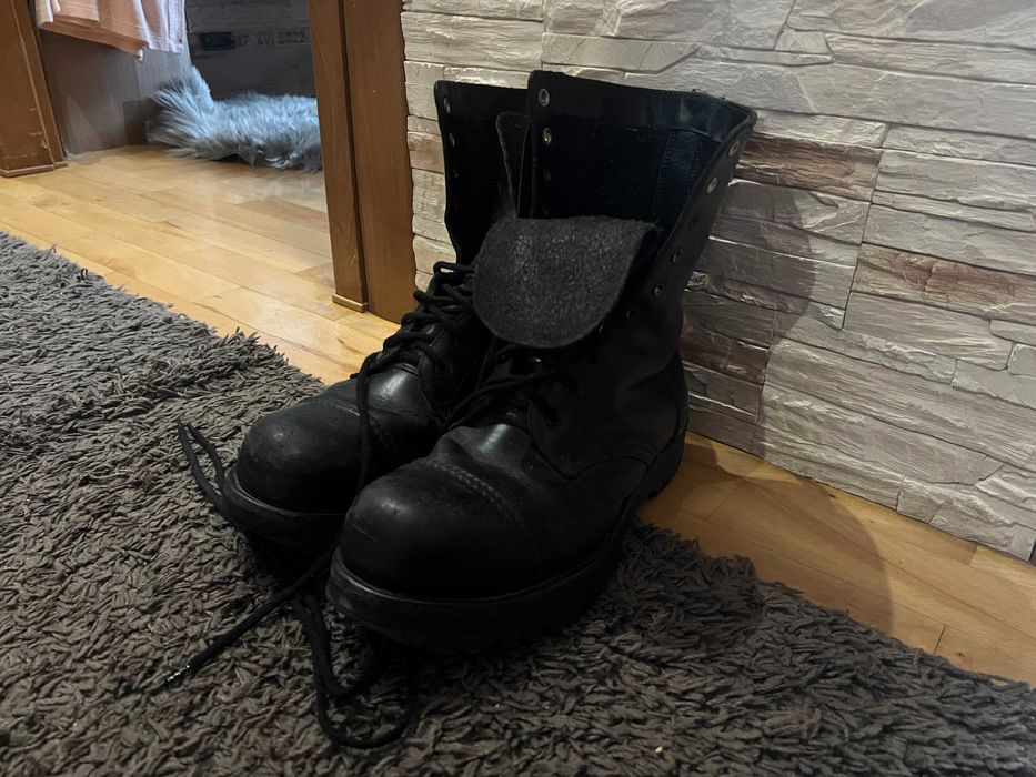 Glany RANGERS SHELLYS 12 oczek Rozmiar 45