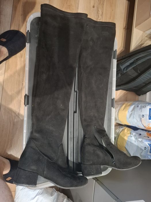 Welurowe czarne kozaki Ryłko świetny stan prawie nieużywane roz. 36