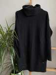 Carry S sweter z golfem czarny oversize