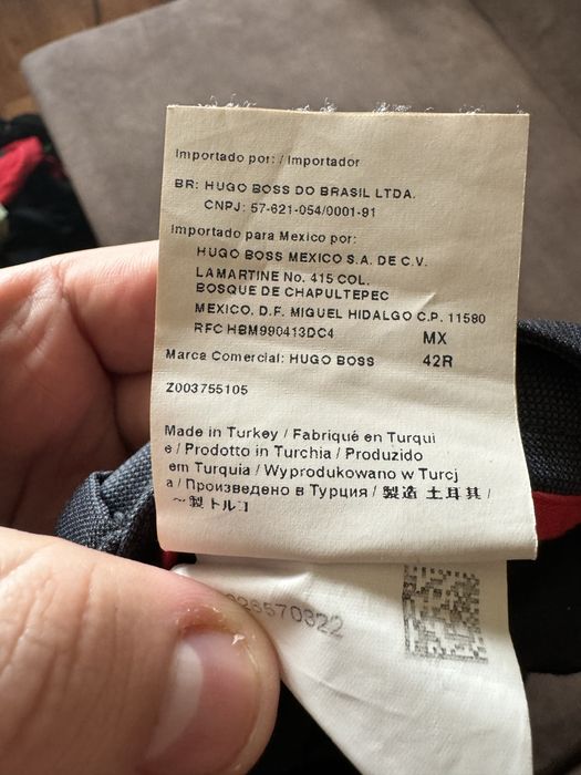 Весільний костюм для нареченого фірми Tommy Hilfiger