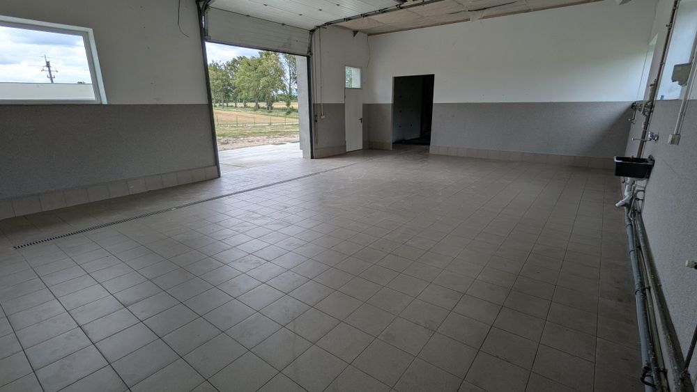 Wynajmę halę/ magazyn/ budynek gospodarczy + utwardzony teren