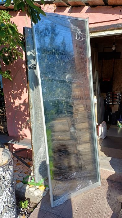 Продам дверь раздвижную