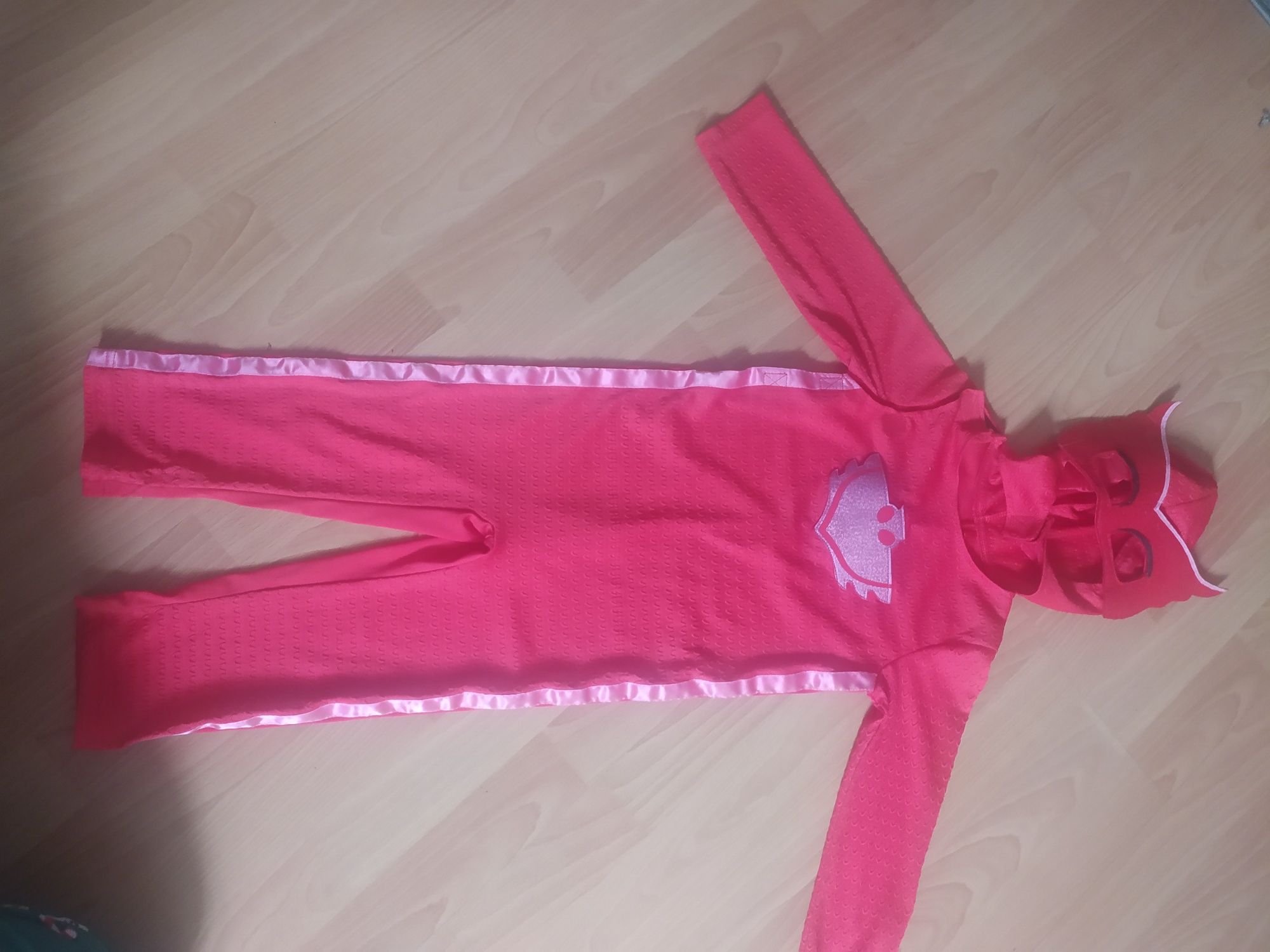 Strój Pidżamersa 104cm.
