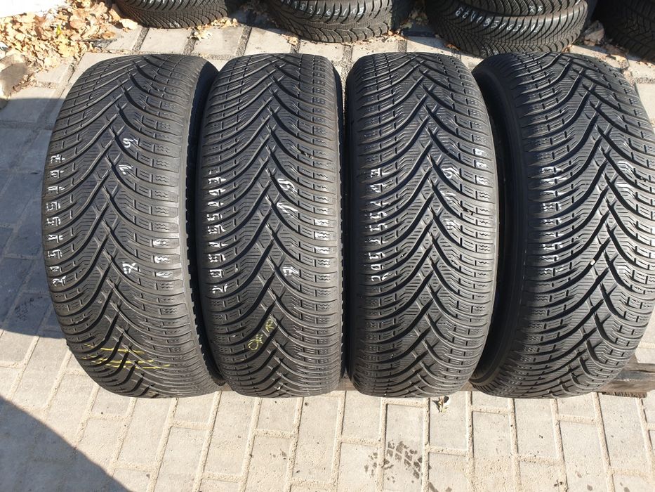 Opony 205/55R17 Kleber Krisalp Hp3 Super stan Zima zimowe