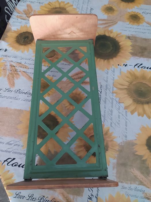 Іграшкове ліжко для ляльок