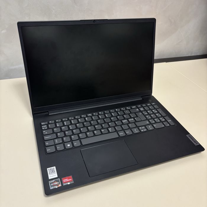 Lenovo V15 Gen 2 ALC,15,6”,FHD,Ryzen5,16ГБ,256ГБ,W11P,SWE,сорний ноут