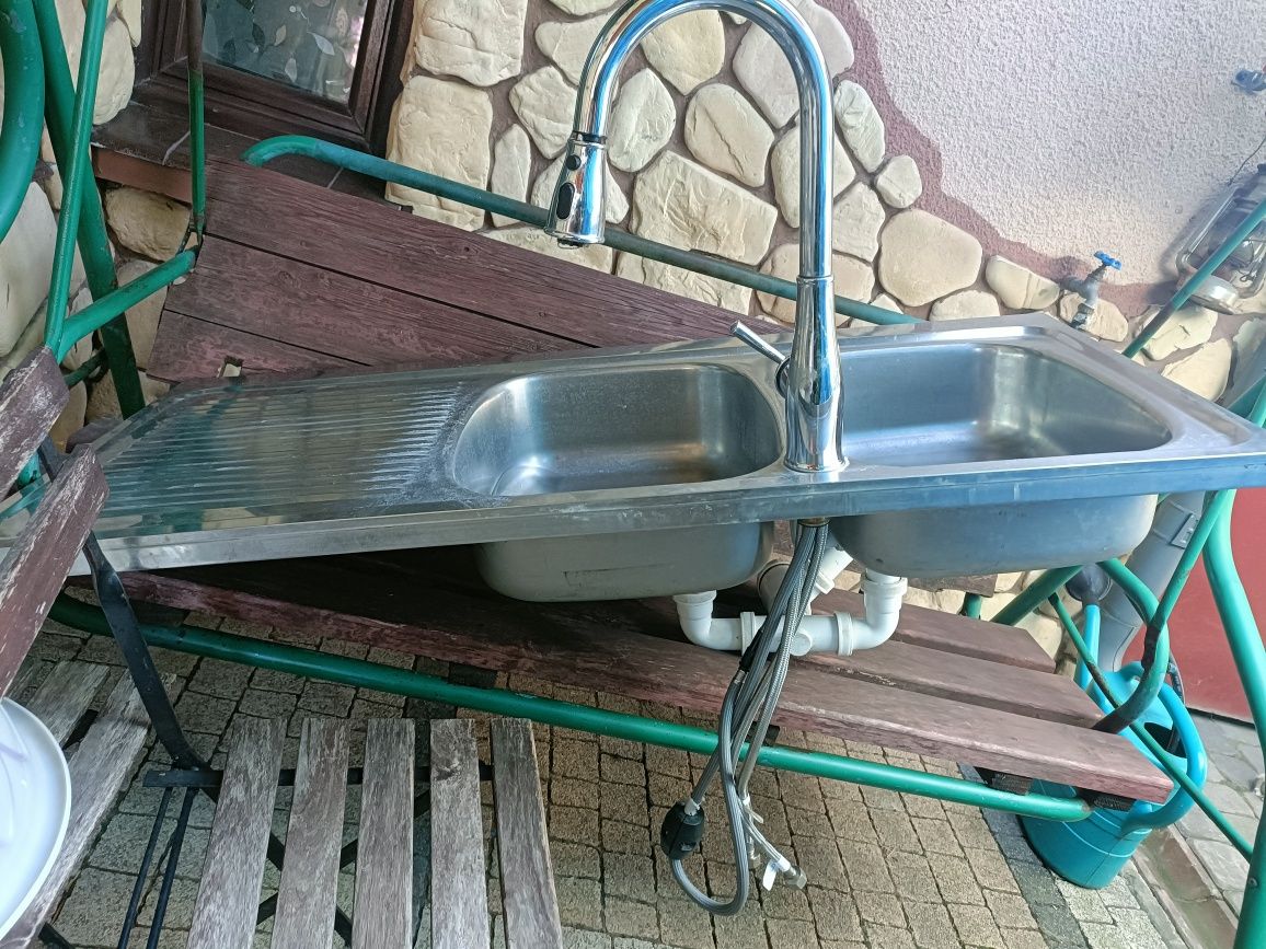 Zlewozmywak duży dwukomorowy z baterią