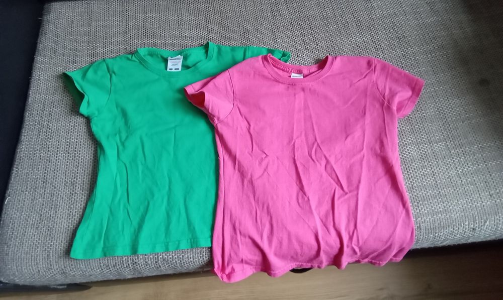 Ciuchy dla dziewczyny, spodnie, getry, koszulki 140, 146