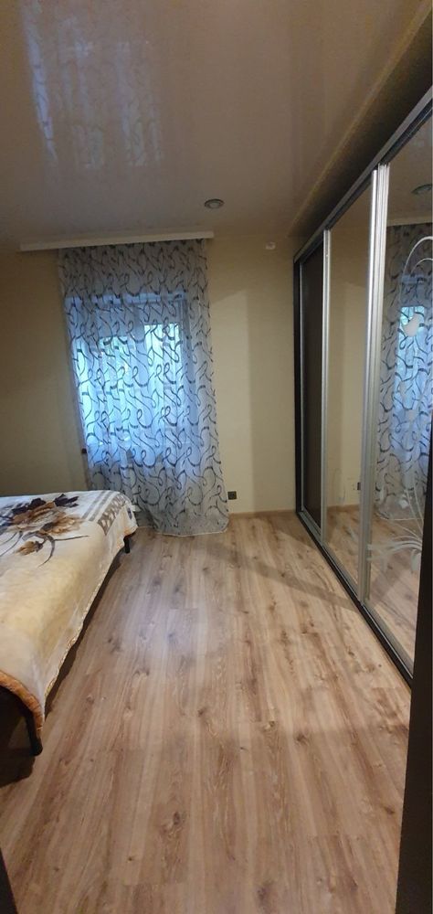 Продам дім у Словʼянську